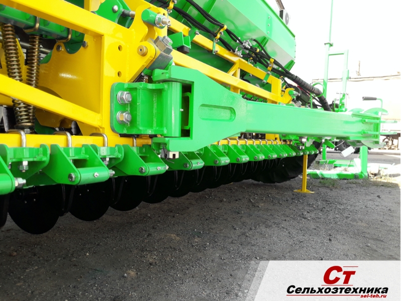 СЕЯЛКА РЯДКОВАЯ ЗЕРНОВАЯ ГЕФЕСТ СЗ-4 MINI-TILL