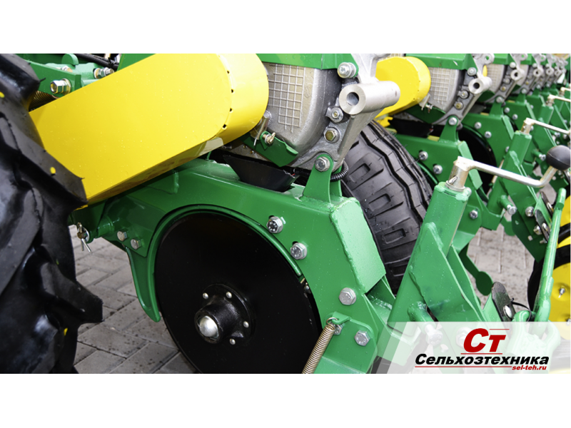 Сеялка пропашная HARVEST MULTICORN PRO 560