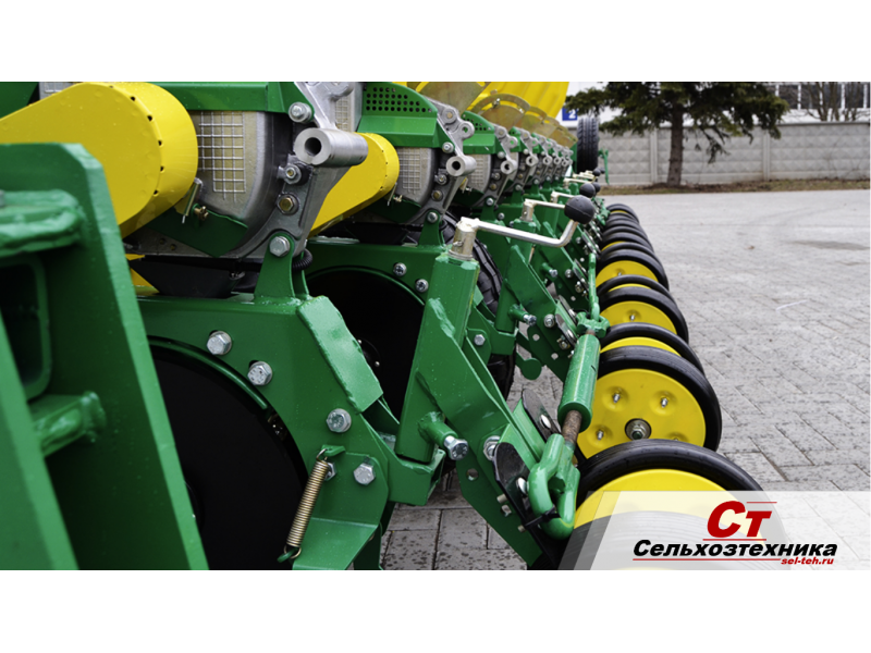 Сеялка пропашная HARVEST MULTICORN PRO 560