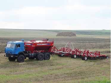 AGRATOR AVTO - автомобильные посевные комплексы