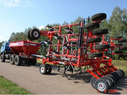 AGRATOR AVTO - автомобильные посевные комплексы