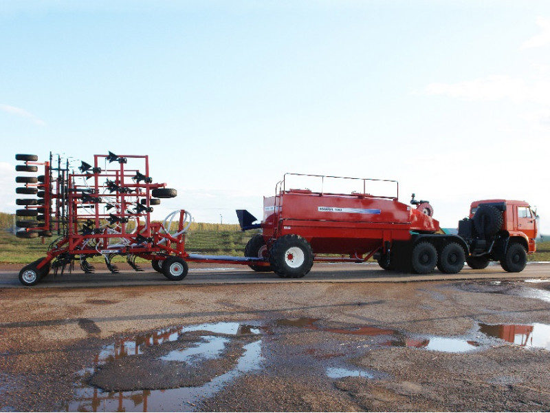 AGRATOR AVTO - автомобильные посевные комплексы