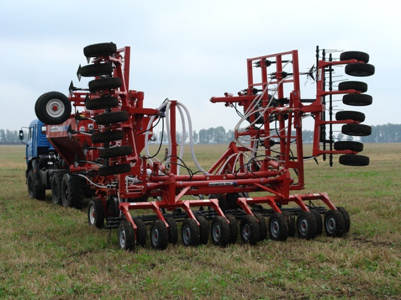AGRATOR AVTO - автомобильные посевные комплексы