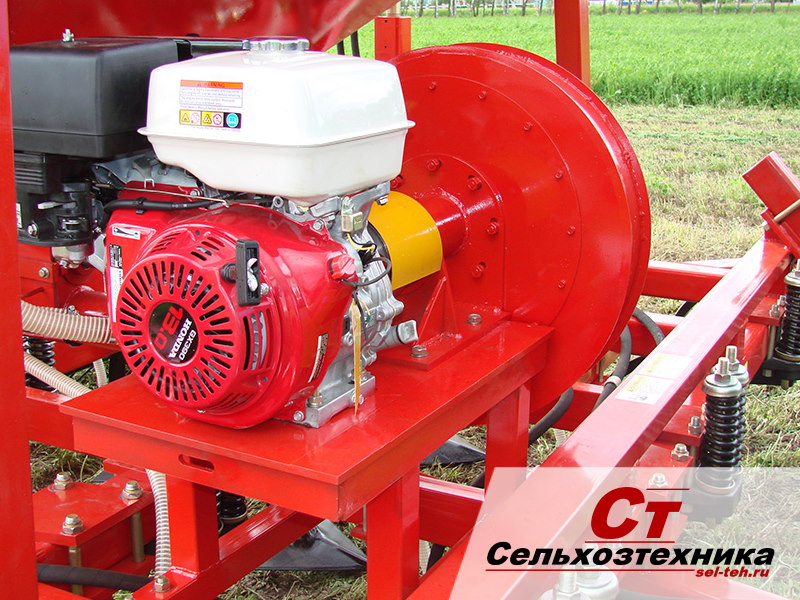 AGRATOR 4800 - СРЕДНИЙ СТЕРНЕВОЙ ПОСЕВНОЙ КОМПЛЕКС