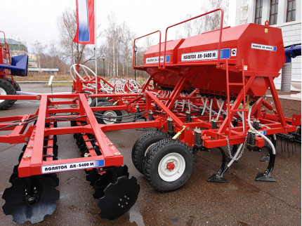 AGRATOR M 5400 - механический посевной комплекс