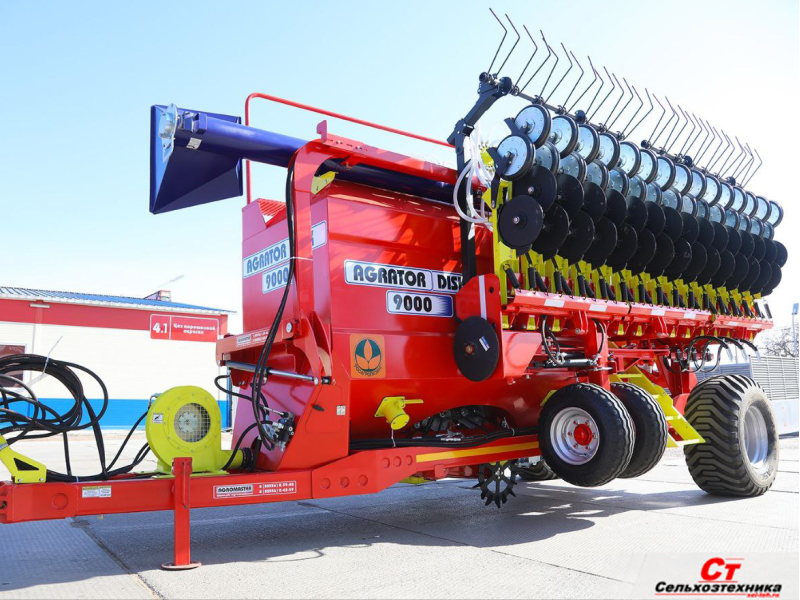 AGRATOR DISK ЕВРО 9000 - дисковый посевной комплекс с гидромотором