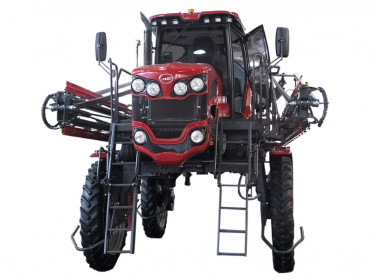 Самоходный опрыскиватель UTA-3000