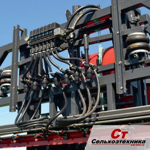 Самоходный опрыскиватель UTA 3000 Самоходный опрыскиватель UTA 3000